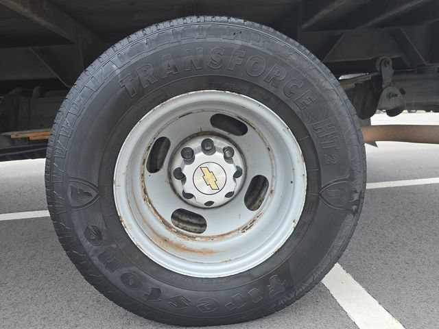 Used 2012 Chevrolet Express 3500 RWD image 14