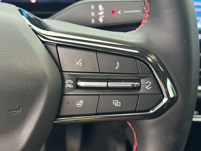 Used 2024 Chevrolet Equinox EV RS FWD image 26