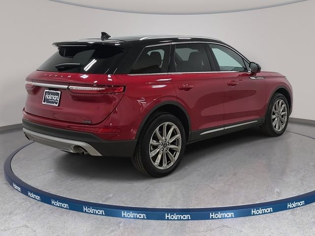Used 2022 Lincoln Corsair AWD w/ Premium Package image 5