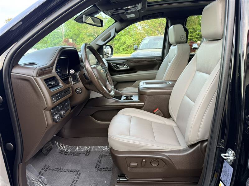 Used 2022 Chevrolet Suburban LT w/ LT Signature Package AWD/4WD image 26