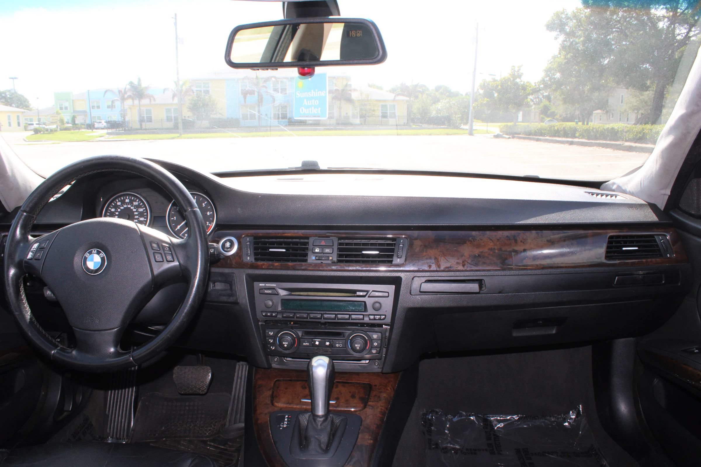 Used 2006 BMW 325i Sedan RWD image 10