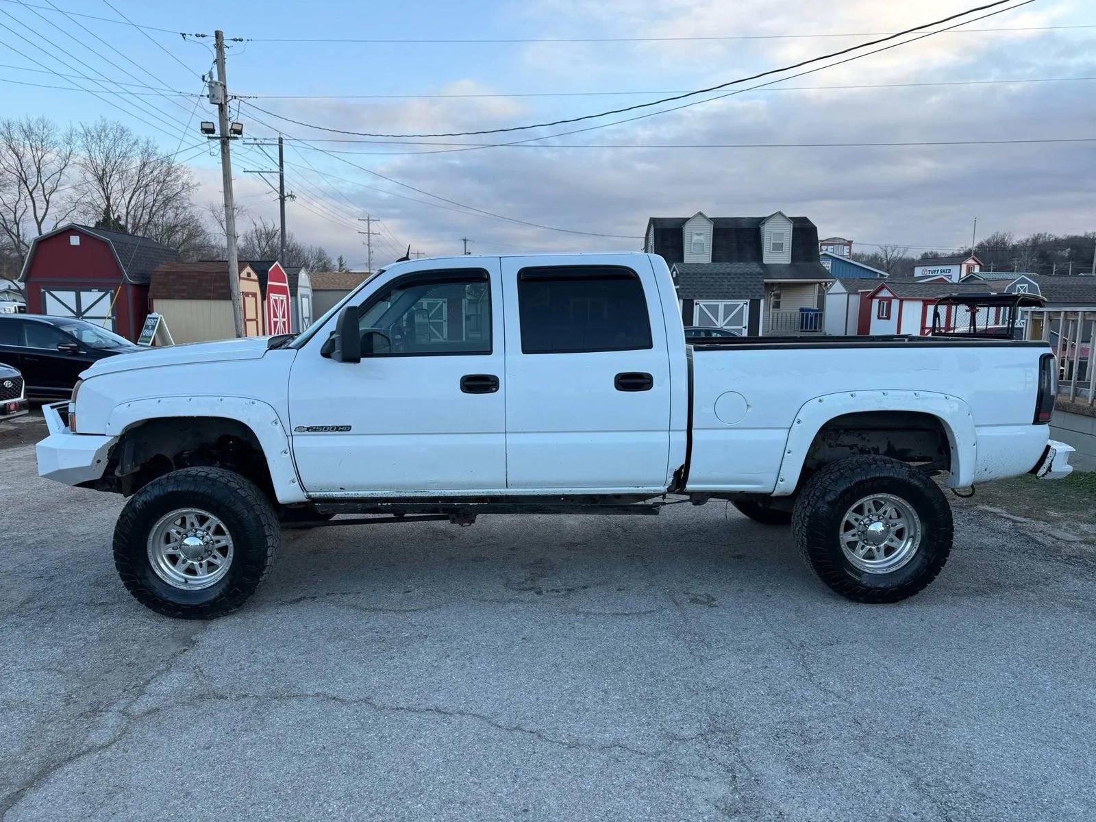 Used 2005 Chevrolet Silverado 2500 LT w/ Heavy-Duty Power Package image 8