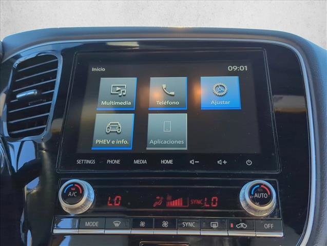 Used 2022 Mitsubishi Outlander SEL image 18