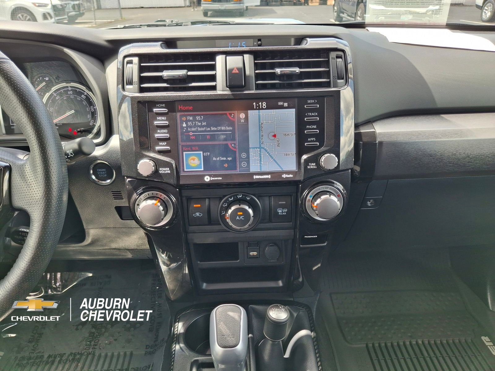 Used 2020 Toyota 4Runner TRD Off-Road Premium AWD/4WD image 11
