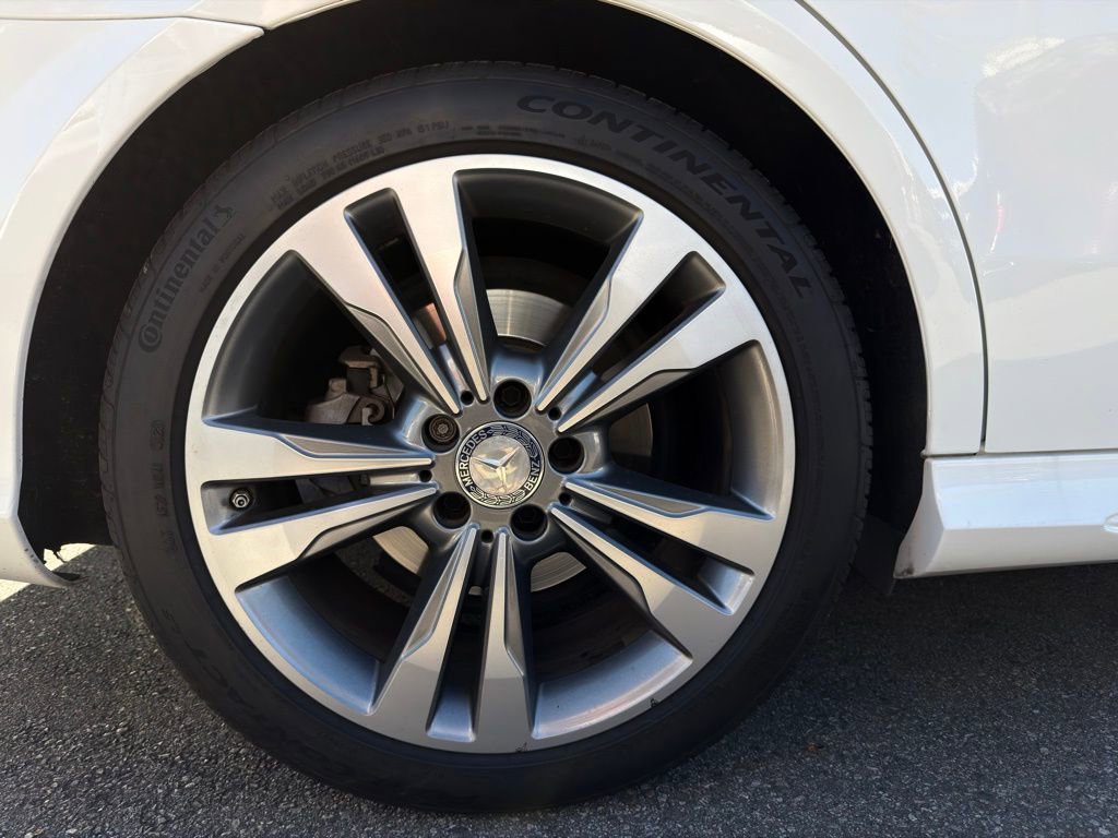 Used 2016 Mercedes-Benz E 350 Sedan image 16