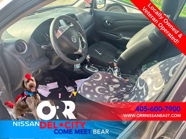 Used 2018 Nissan Versa SV FWD image 3