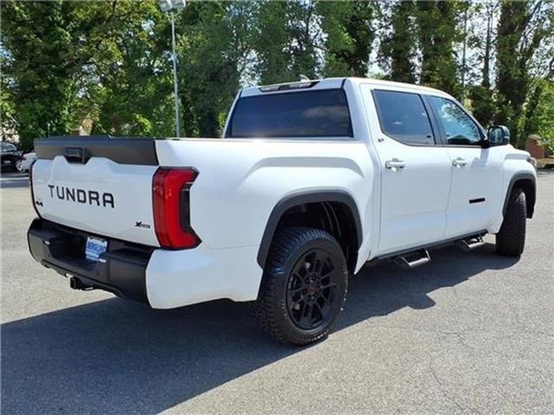 Used 2024 Toyota Tundra SR5 w/ SR5 Premium Package AWD/4WD image 39