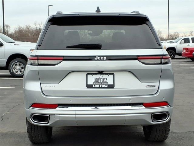 Used 2024 Jeep Grand Cherokee Overland w/ Trailer Tow Package image 30