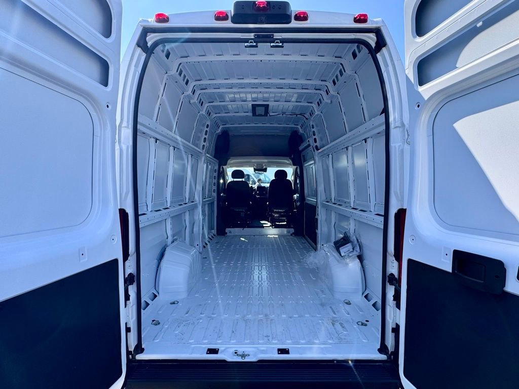 Used 2025 RAM ProMaster 3500 w/ Safety Group image 7