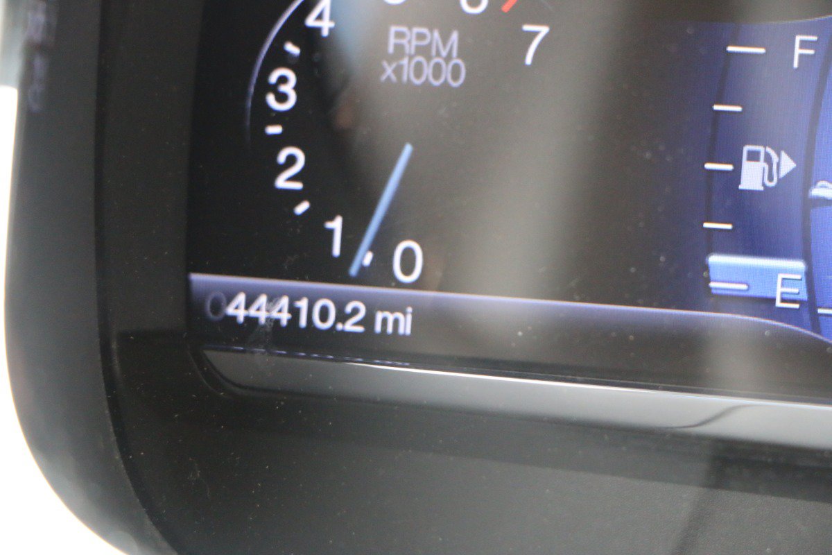 Used 2014 Ford Taurus SEL w/ Equipment Group 201A FWD image 30