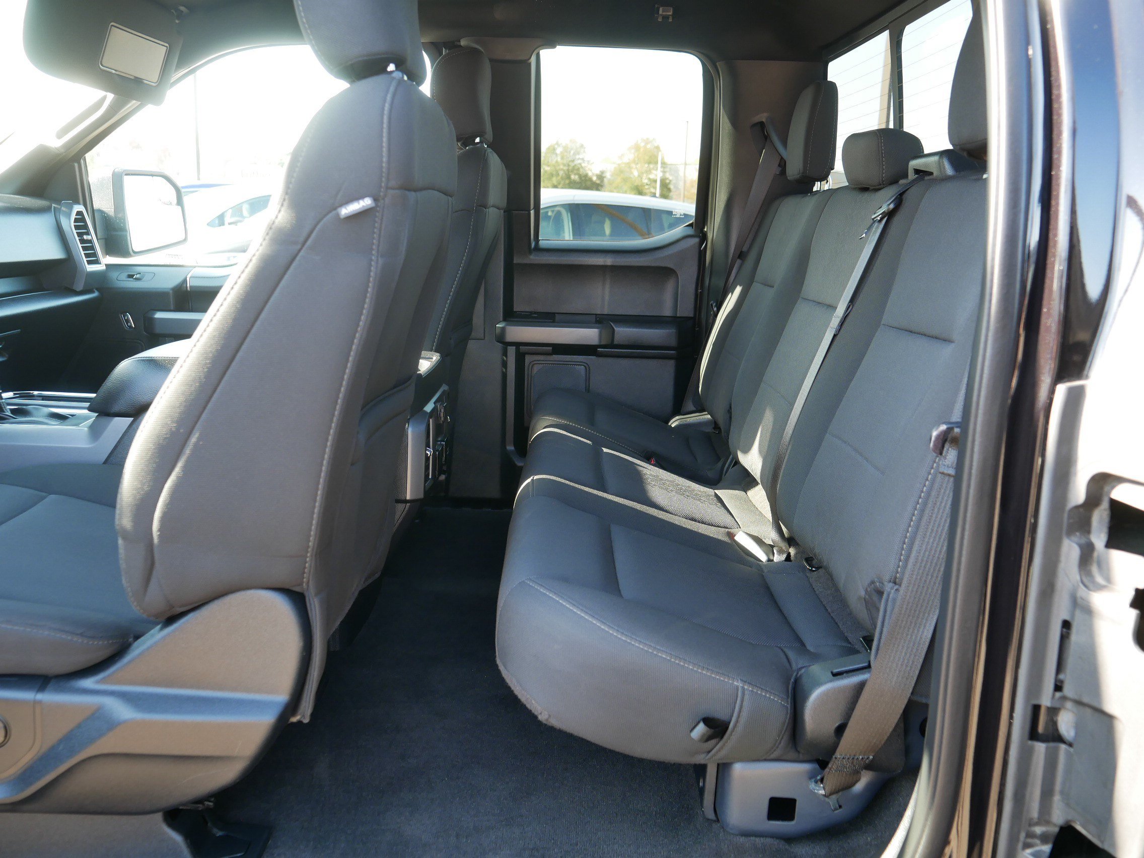 Used 2019 Ford F150 XLT w/ Equipment Group 302A Luxury AWD/4WD image 34