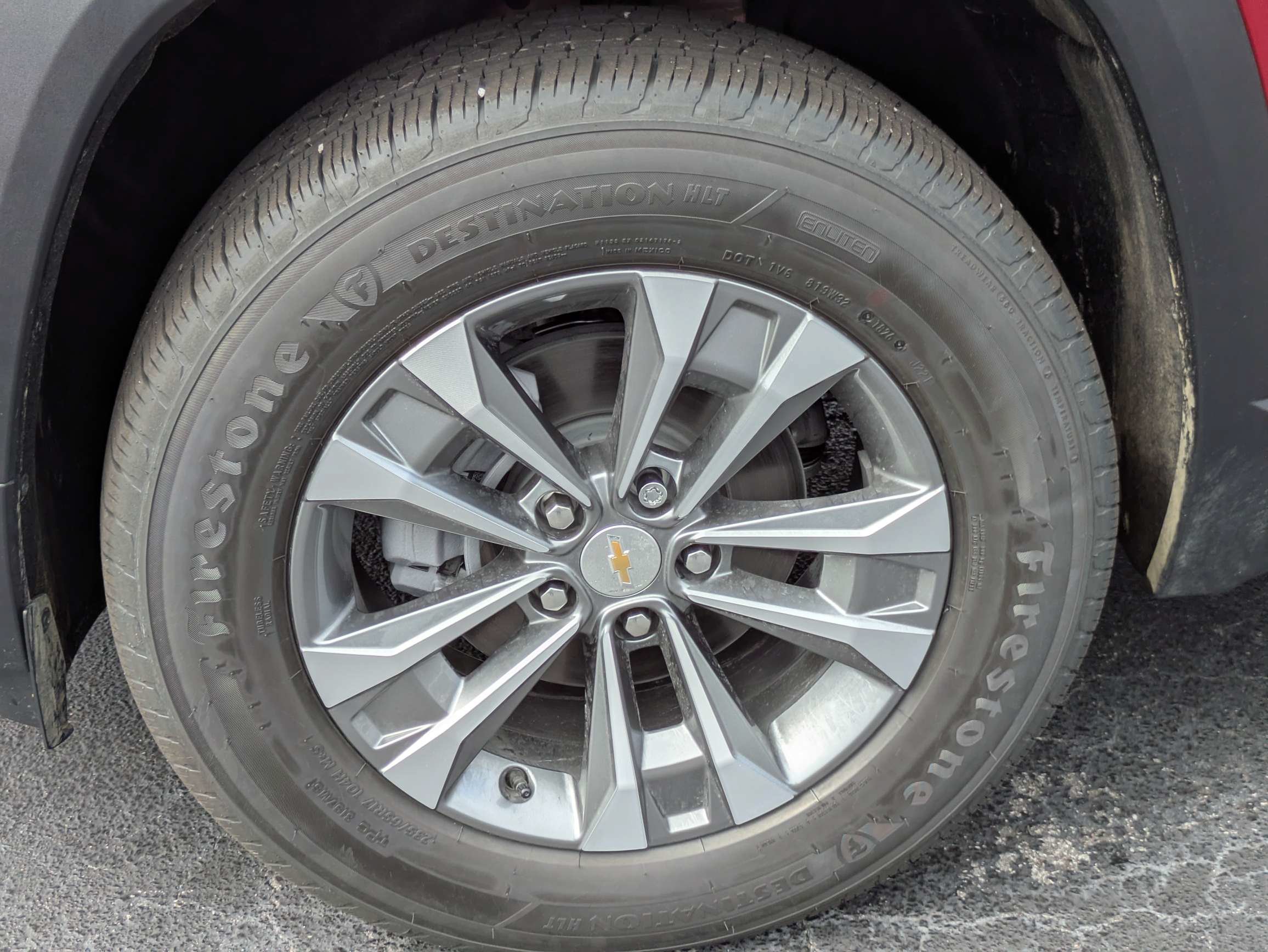 New 2027 Chevrolet Equinox LT w/ Convenience Package II FWD image 33