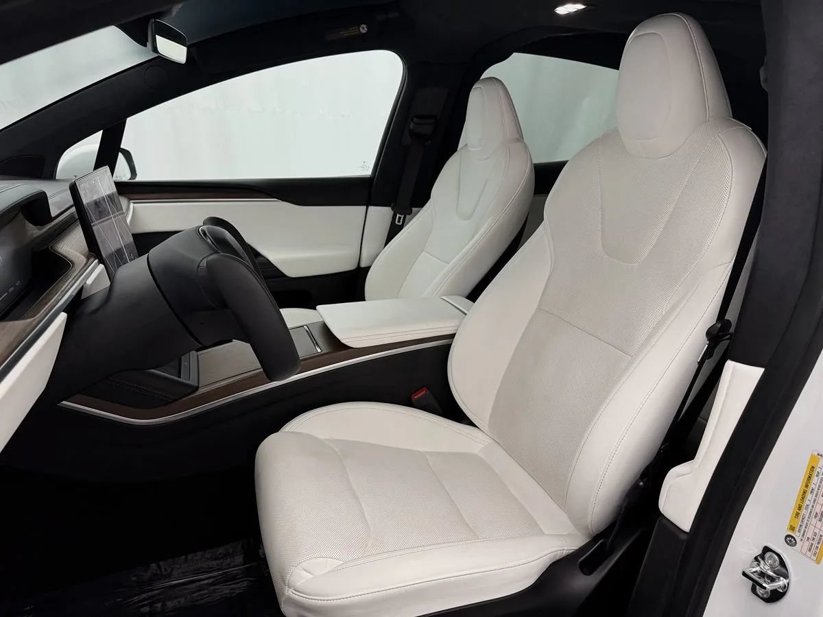 Used 2022 Tesla Model X AWD/4WD image 11