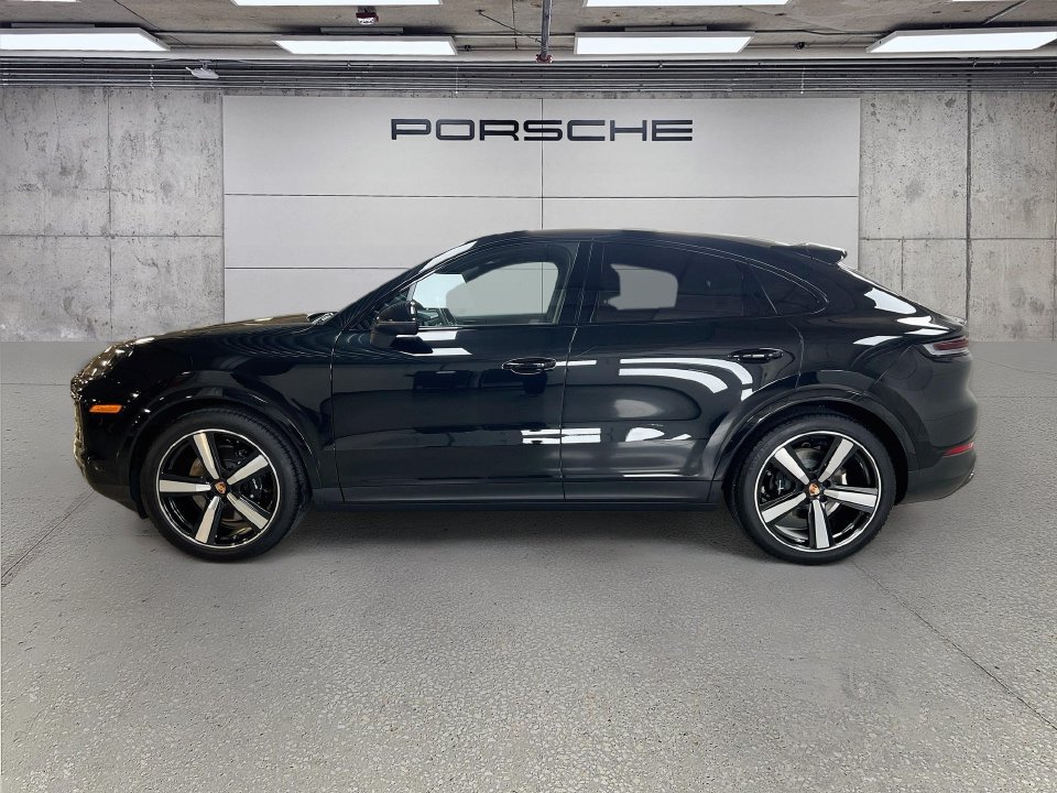 Certified 2026 Porsche Cayenne Coupe AWD/4WD image 2