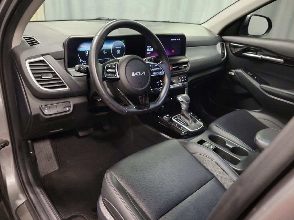 Used 2024 Kia Seltos SX AWD/4WD image 16