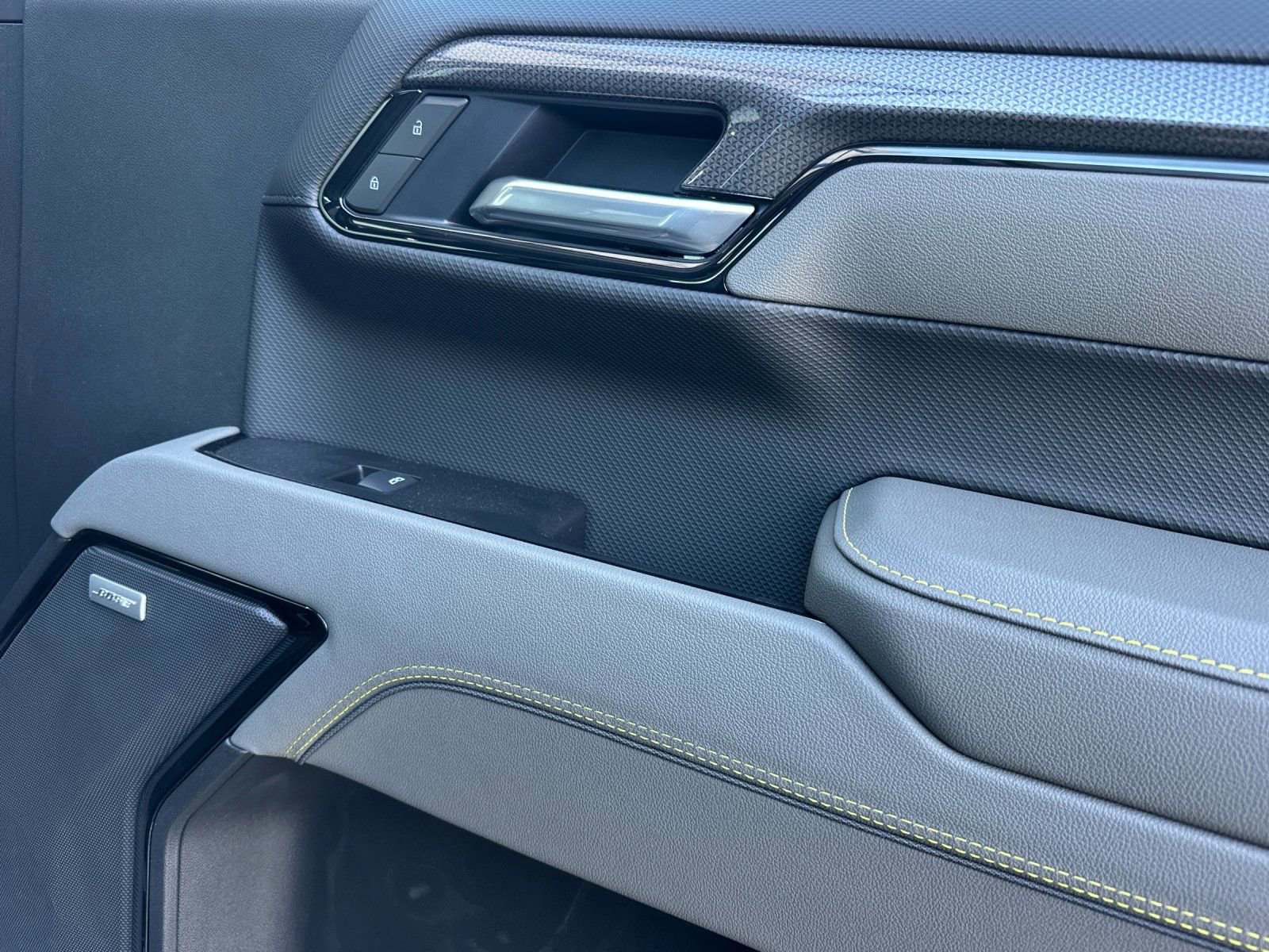 Used 2026 Chevrolet Silverado 1500 ZR2 w/ LPO, Dark Essentials Package image 19