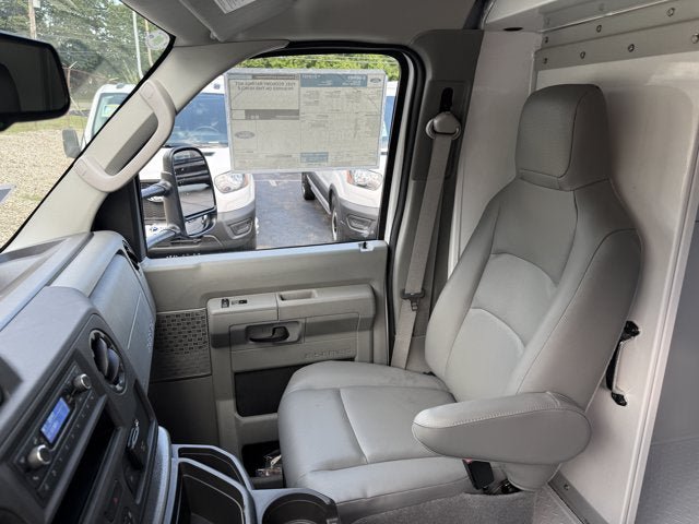 New 2027 Ford E-350 and Econoline 350 Super Duty w/ Power Equipment Group RWD image 19