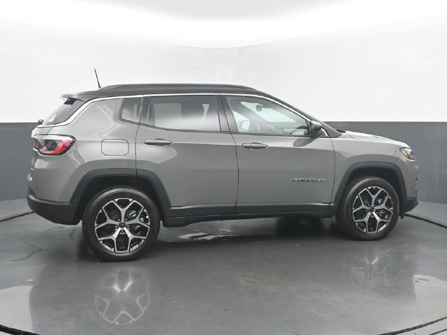 New 2026 Jeep Compass Limited w/ Sun, Sound & Navigation Group AWD/4WD image 6