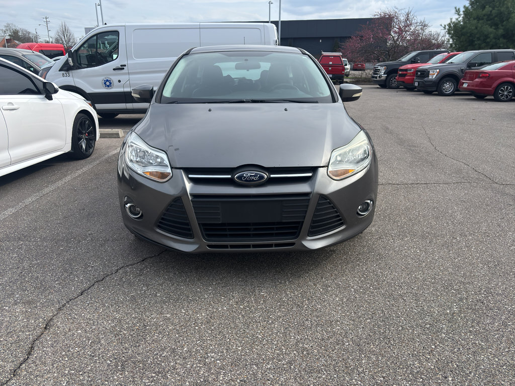Used 2014 Ford Focus SE w/ Equipment Group 201A image 3