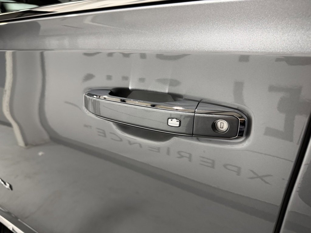 New 2026 GMC Yukon Elevation w/ Elevation Premium Package image 10