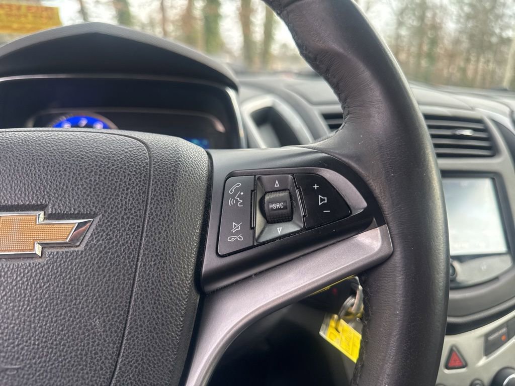 Used 2016 Chevrolet Trax LT w/ LT Sun and Sound Package image 23
