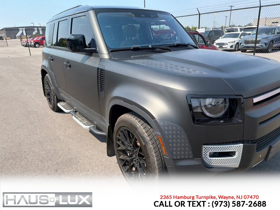 Used 2020 Land Rover Defender 110 SE AWD/4WD image 1