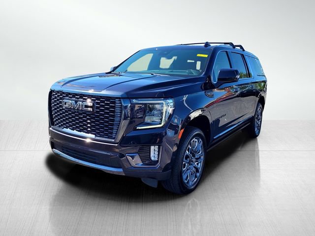 Used 2023 GMC Yukon XL Denali Ultimate image 10