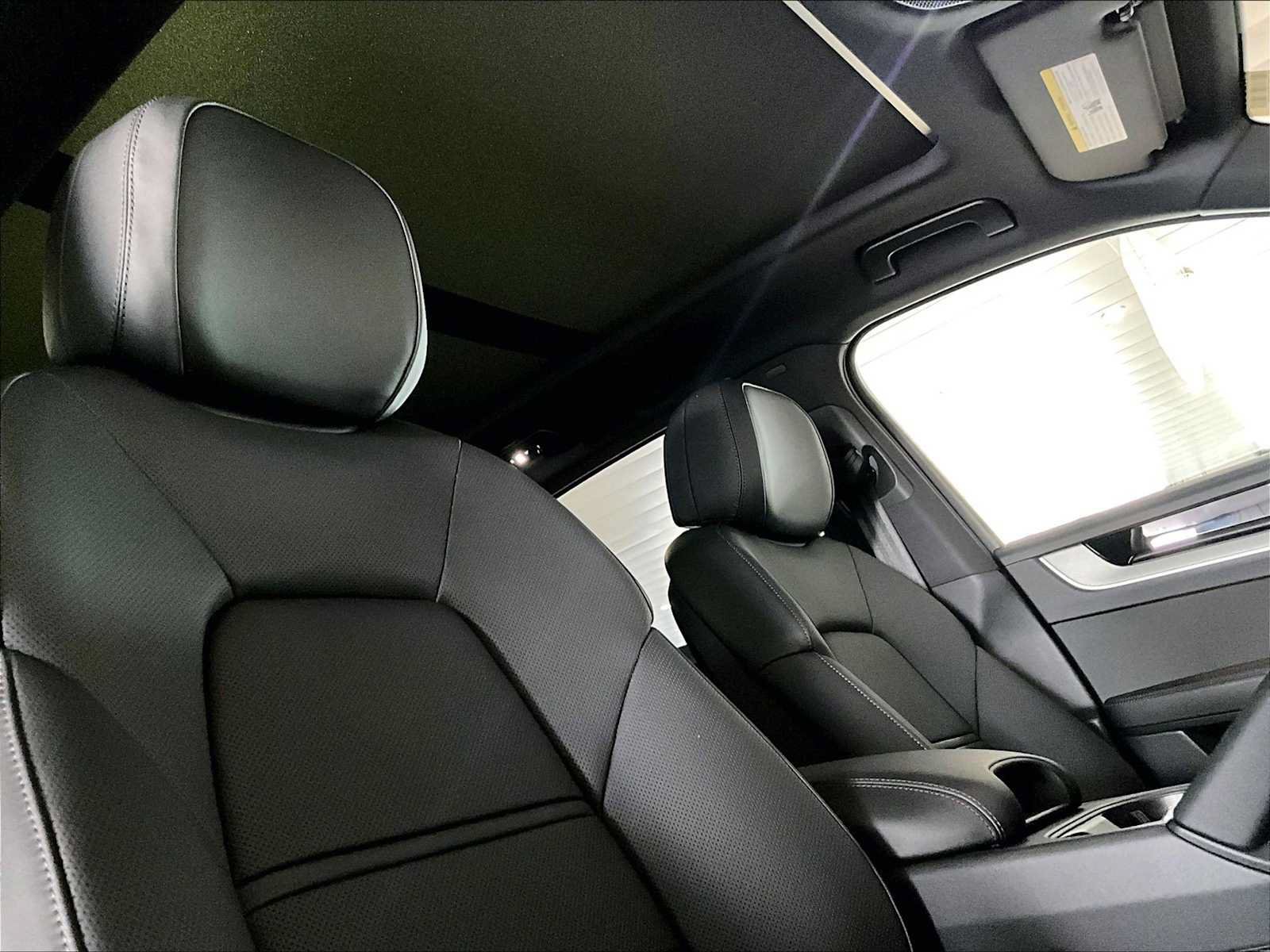 New 2026 Porsche Cayenne AWD/4WD image 23
