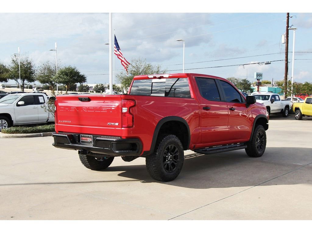 Used 2024 Chevrolet Silverado 1500 ZR2 w/ Technology Package image 5