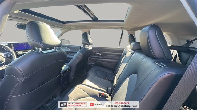 Used 2024 Toyota Grand Highlander XLE image 13