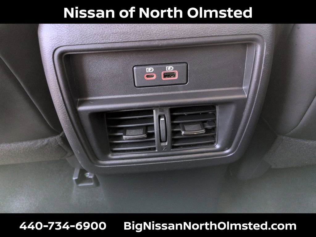Certified 2024 Nissan Murano SV image 20