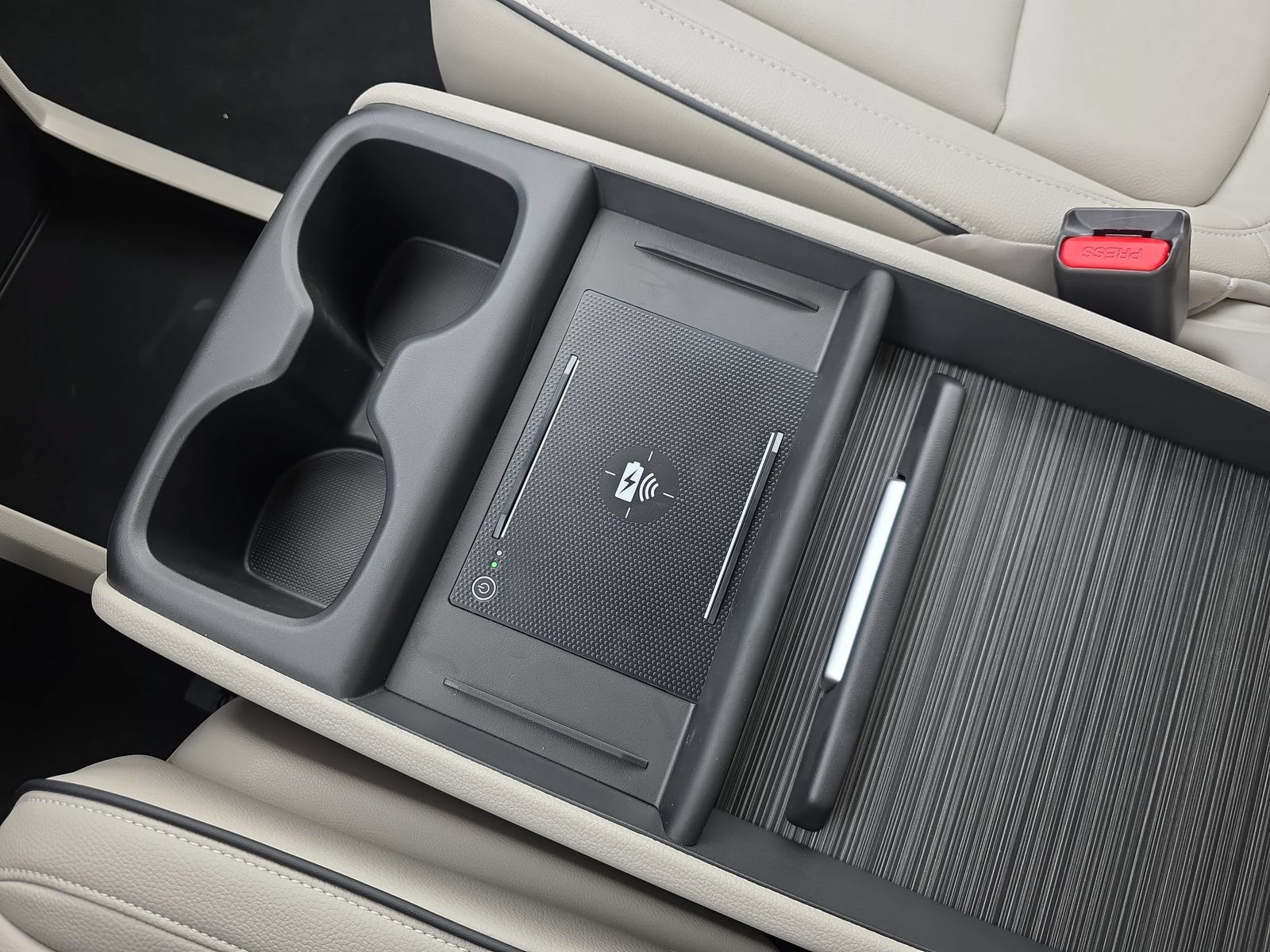 New 2026 Honda Odyssey Touring image 25