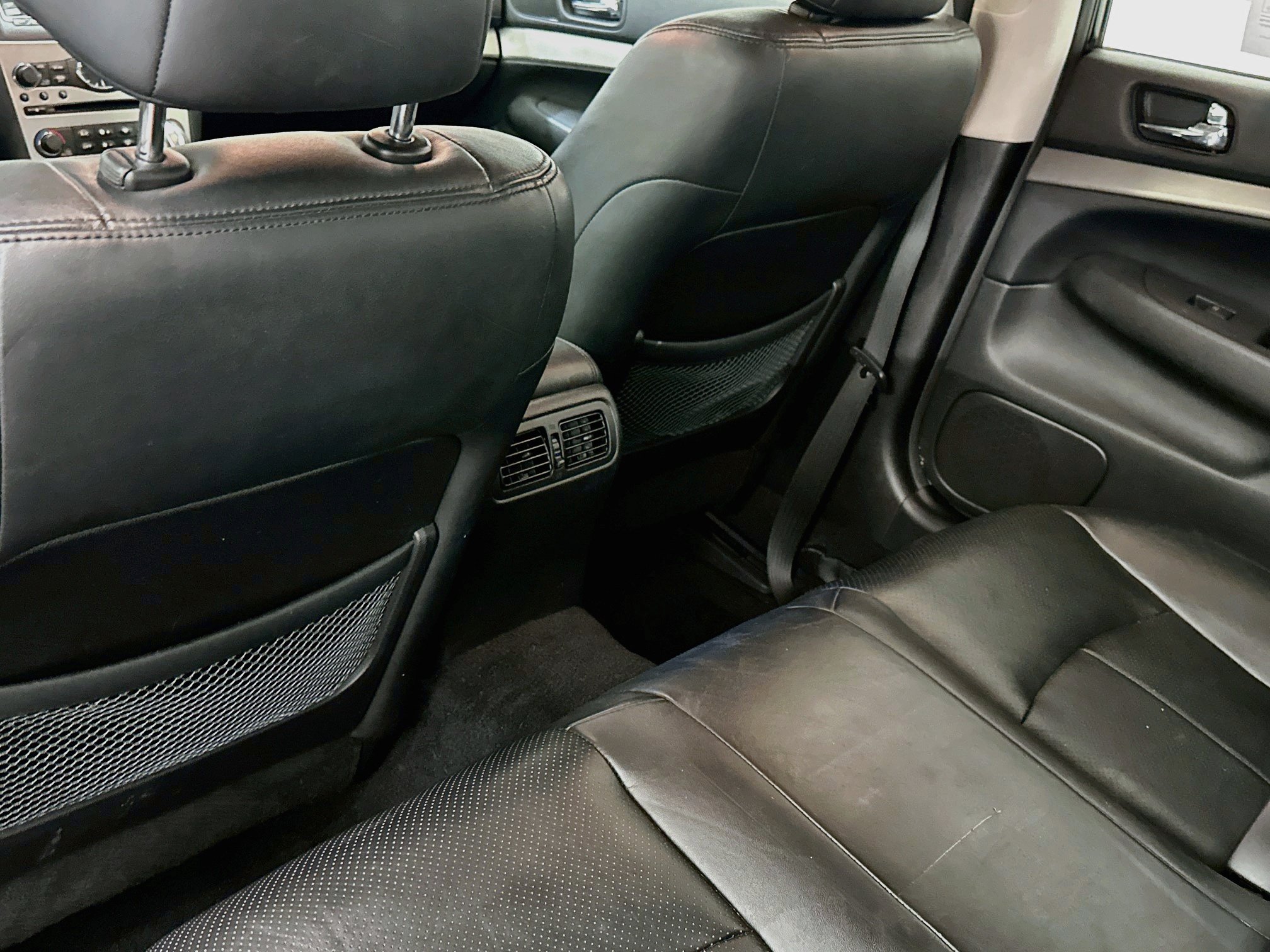 Used 2012 INFINITI G37 x Sedan w/ Premium Pkg AWD/4WD image 28