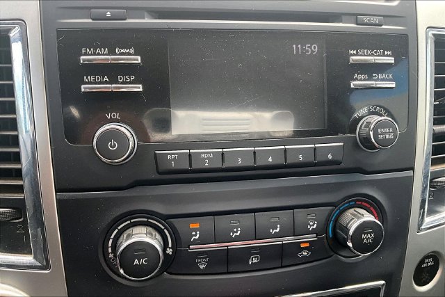Used 2017 Nissan Titan SV RWD image 20