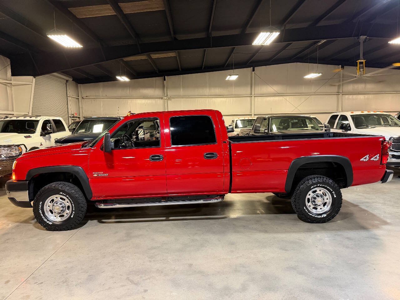 Used 2006 Chevrolet Silverado 3500 LT w/ Heavy-Duty Power Package AWD/4WD image 8