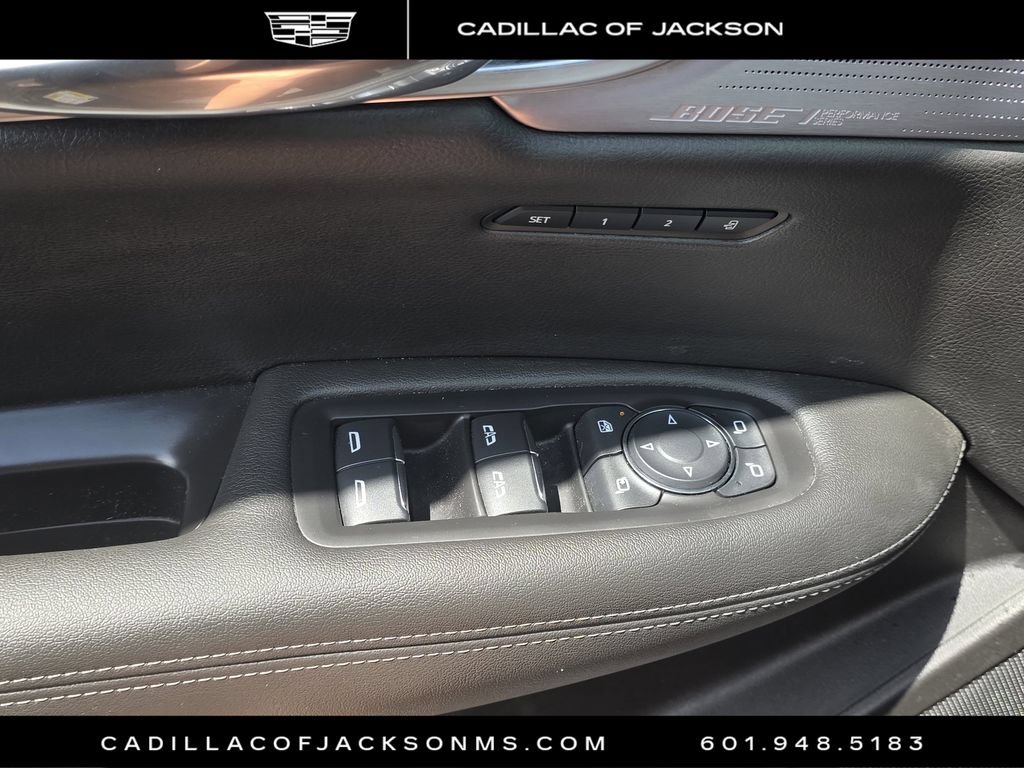 Certified 2024 Cadillac XT6 Premium Luxury w/ LPO, Floor Liner Package AWD/4WD image 22