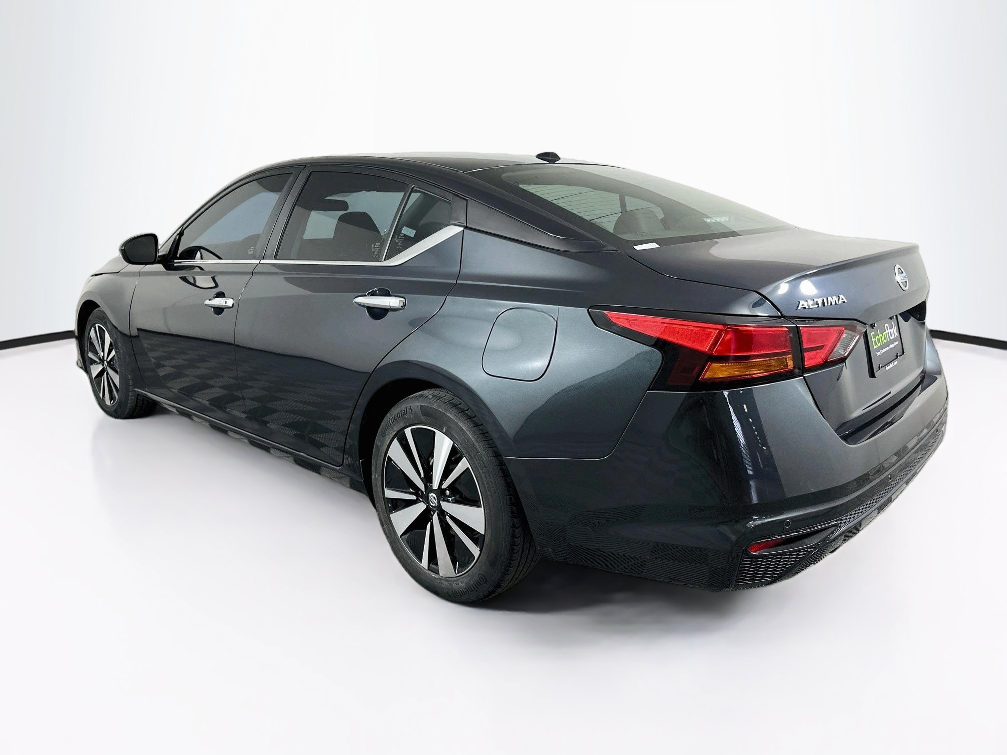 Used 2022 Nissan Altima 2.5 SV FWD image 5