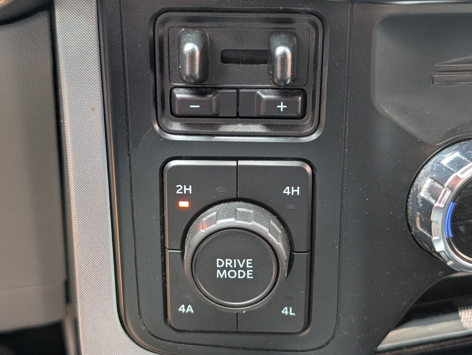 Used 2022 Ford F150 Limited AWD/4WD image 25