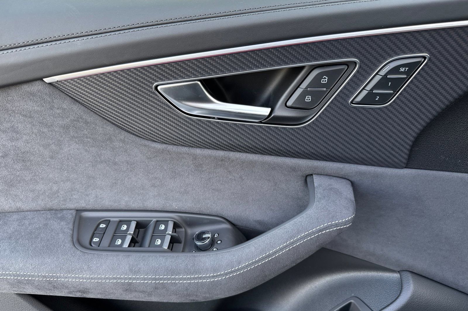 New 2026 Audi RS Q8 performance image 8