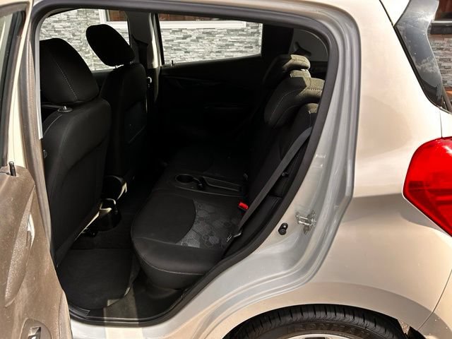 Used 2018 Chevrolet Spark LT FWD image 14