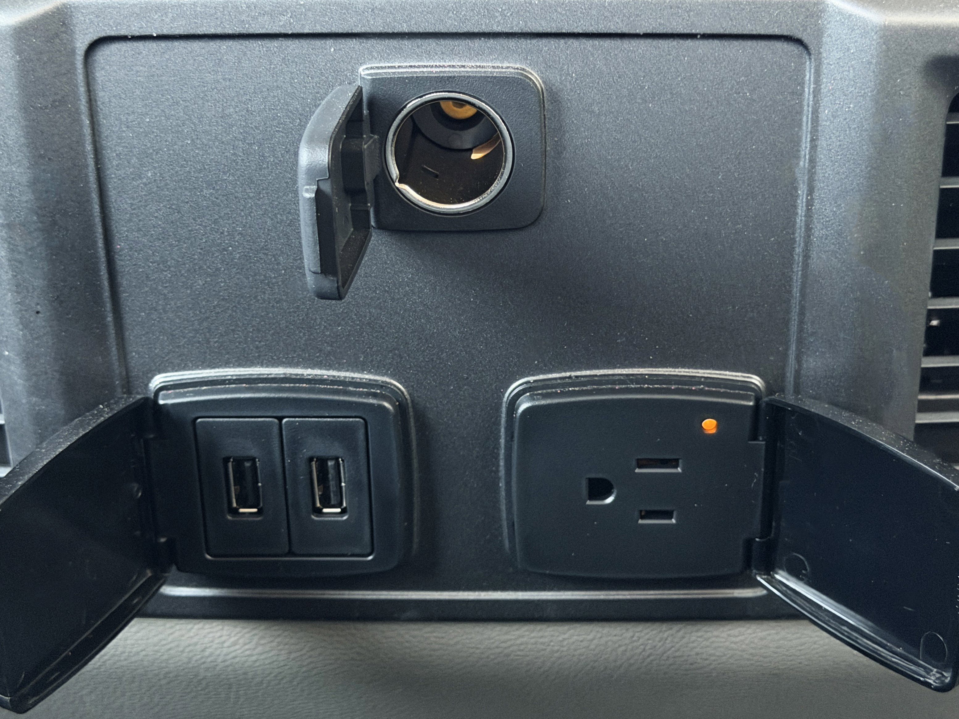 Used 2020 Ford F150 XLT w/ Equipment Group 302A Luxury image 14