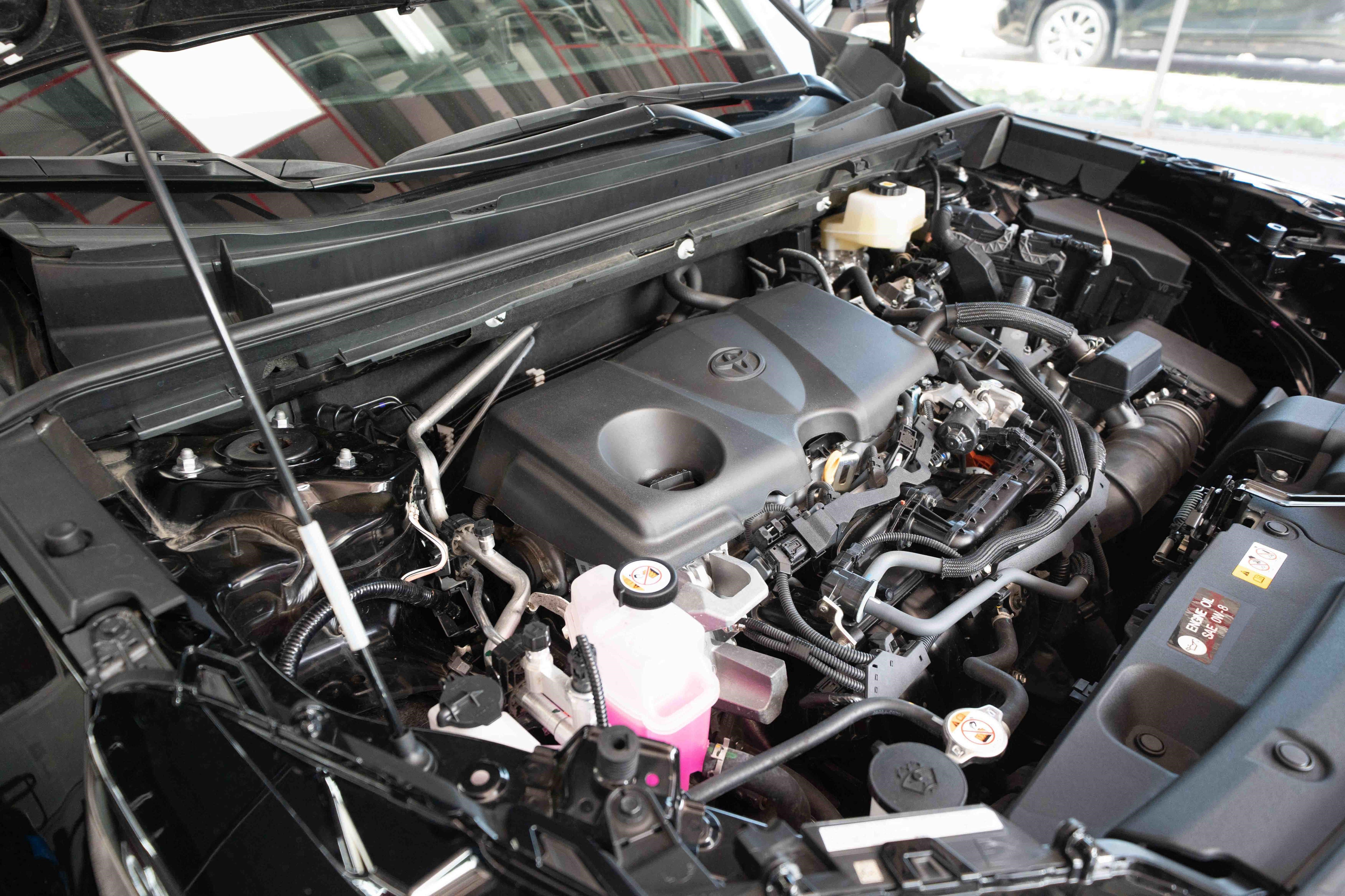 Used 2026 Toyota RAV4 XLE Premium AWD/4WD image 33