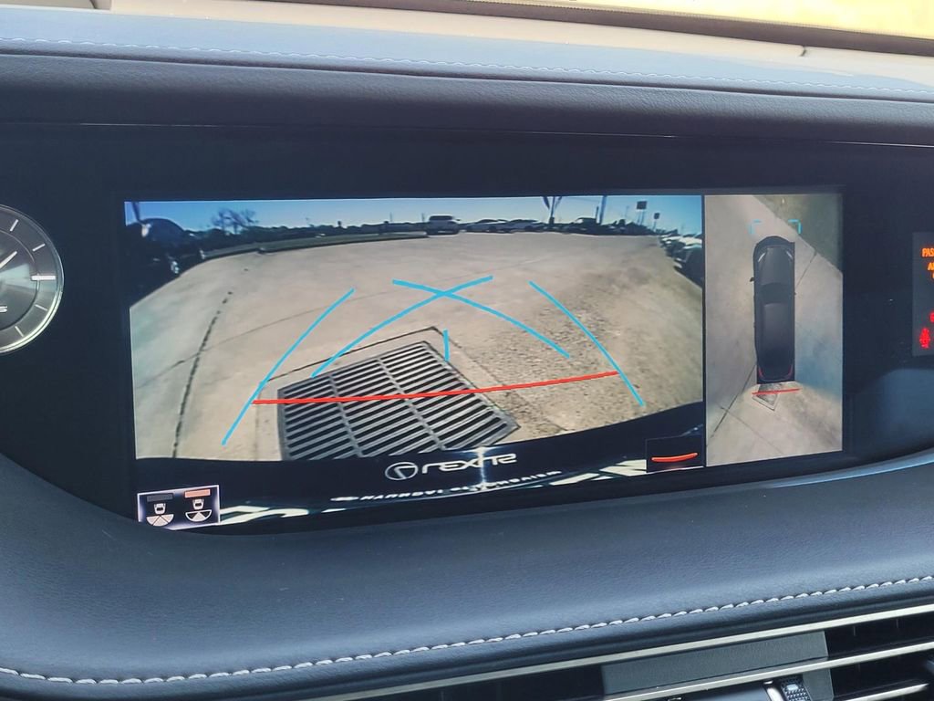 Used 2018 Lexus LS 500 w/ Luxury Package image 22