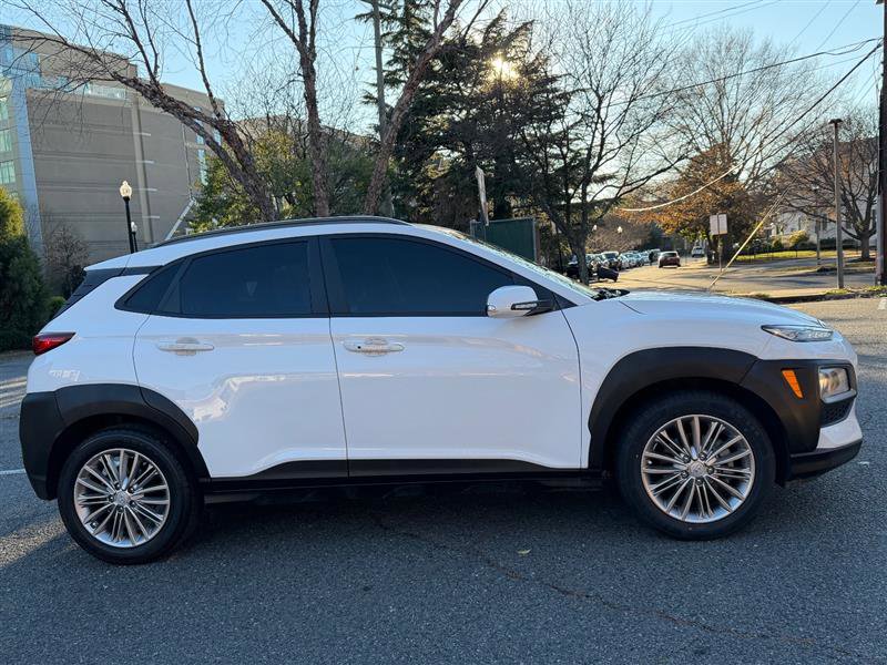 Used 2021 Hyundai Kona SEL image 4