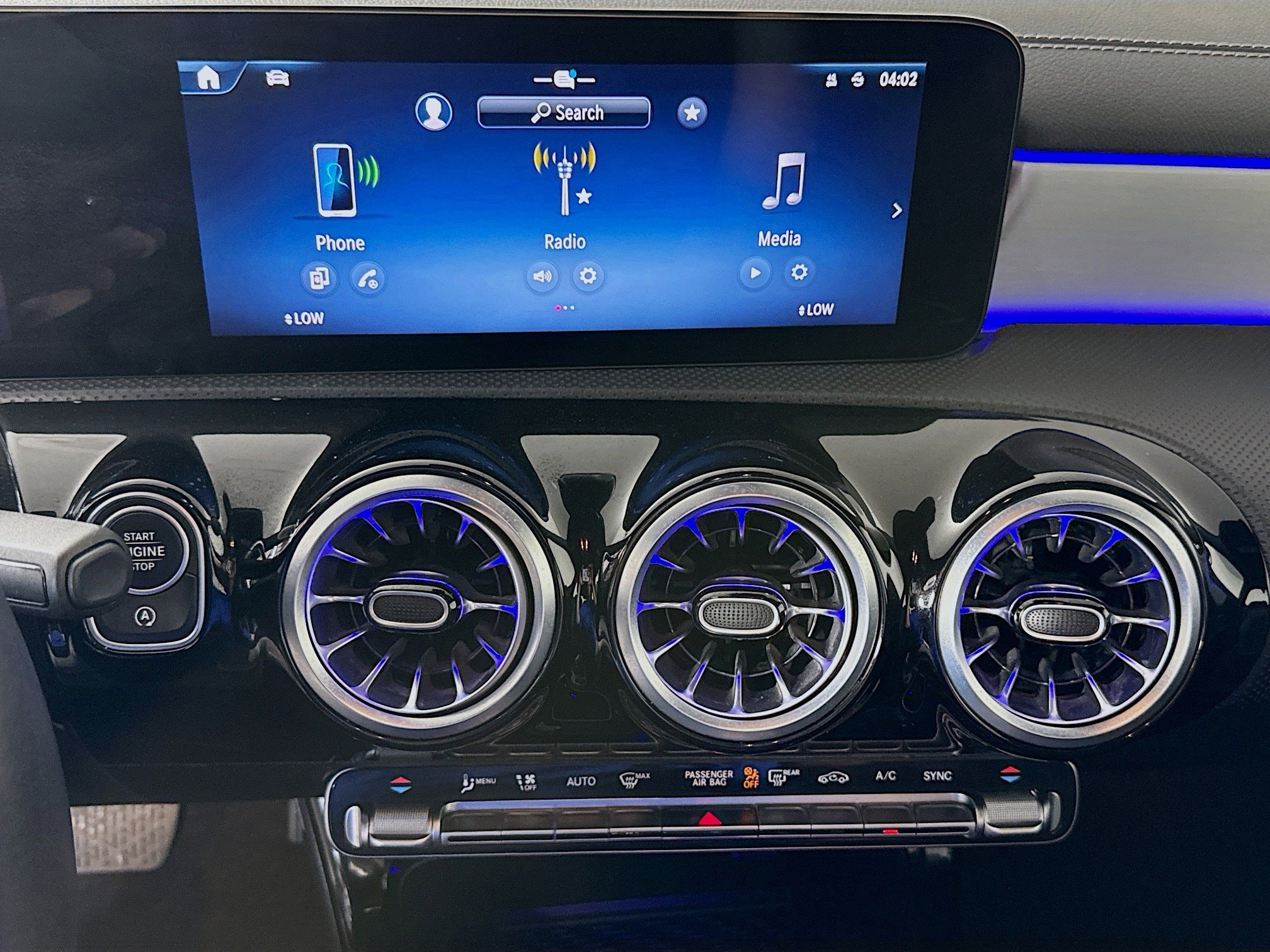 Used 2025 Mercedes-Benz CLA 250 4MATIC image 18