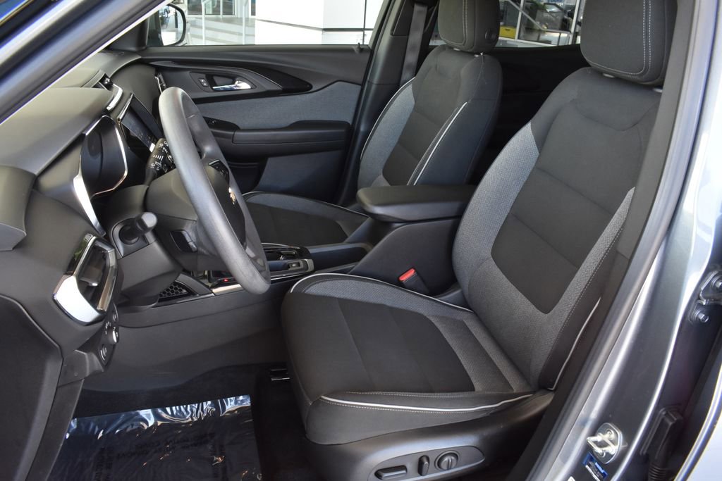 Certified 2021 Chevrolet TrailBlazer LT w/ Convenience Package AWD/4WD image 22