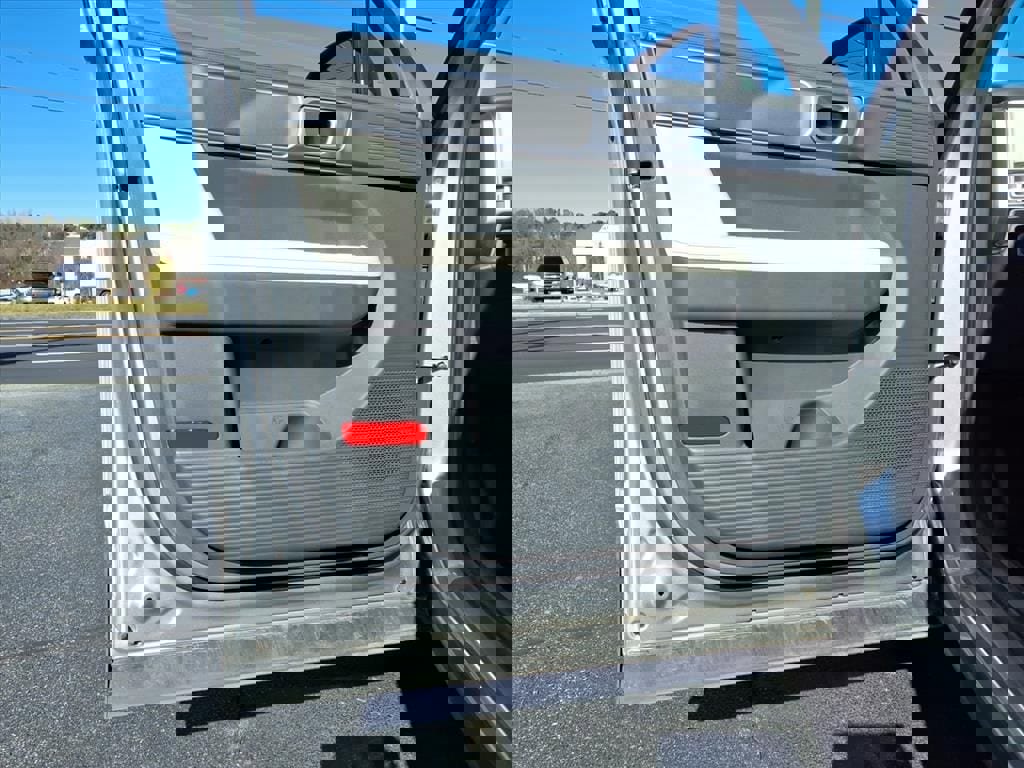 Certified 2024 Hyundai Santa Fe SEL image 8