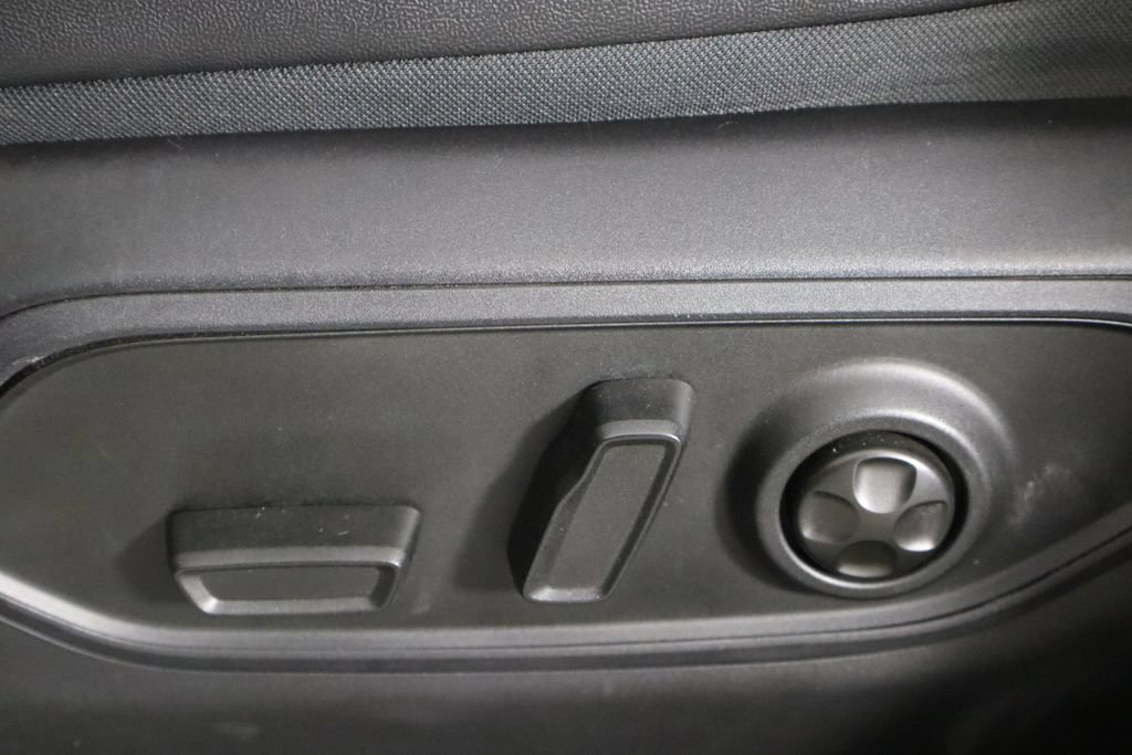 Used 2023 Jeep Grand Cherokee 4WD 4xe image 25