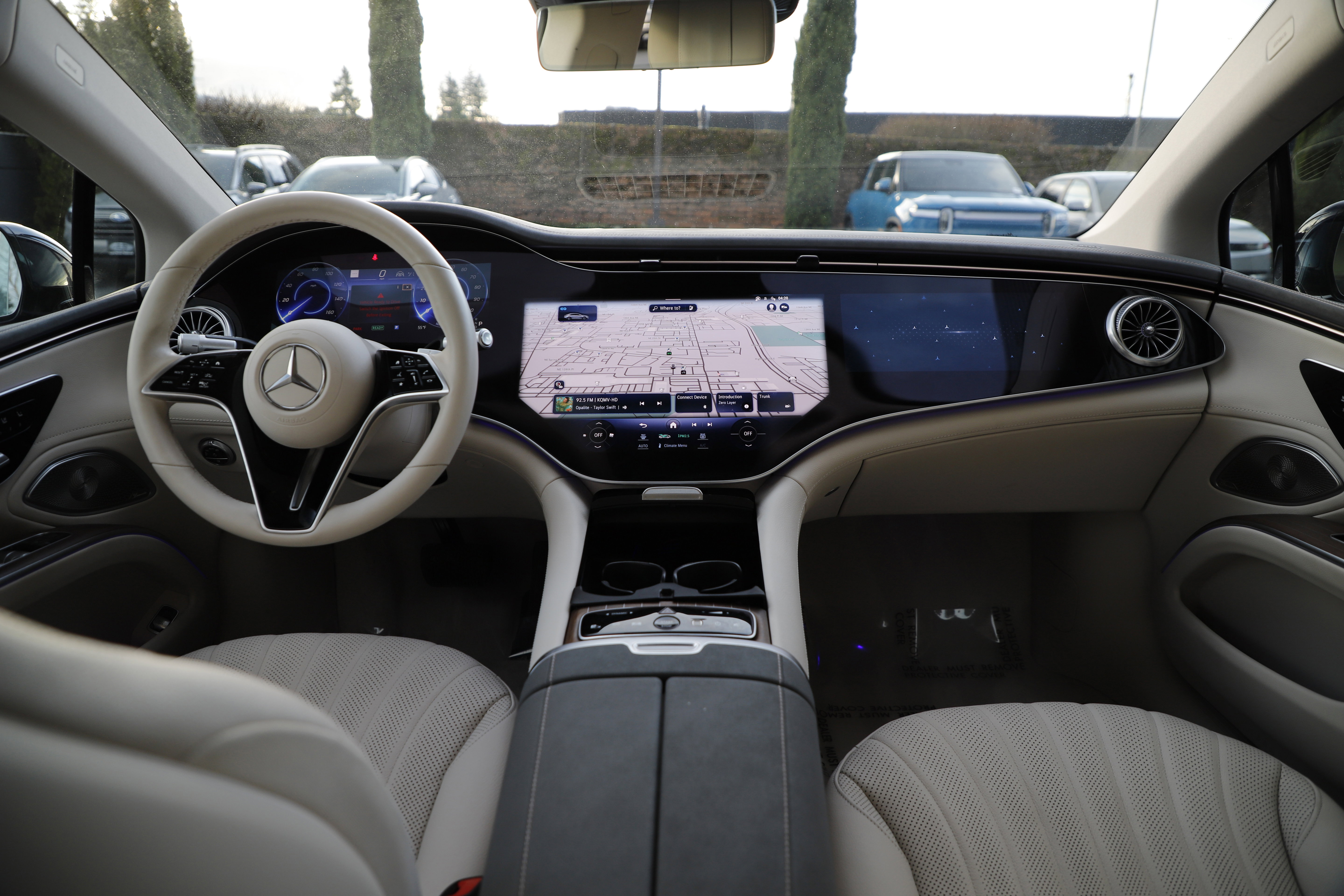Used 2022 Mercedes-Benz EQS 580 4MATIC Sedan image 14