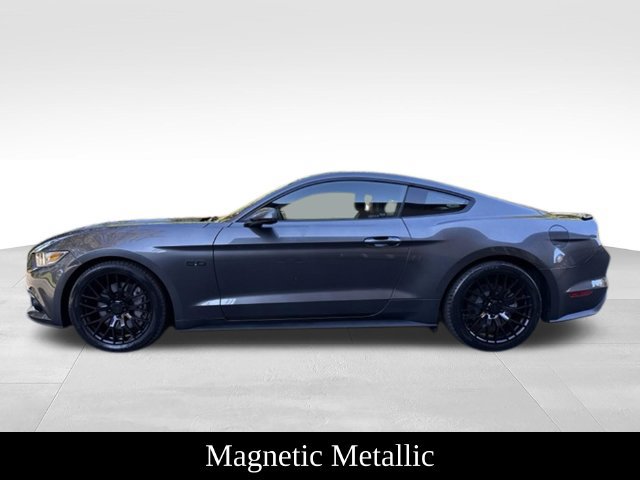 Used 2017 Ford Mustang GT Premium RWD image 4